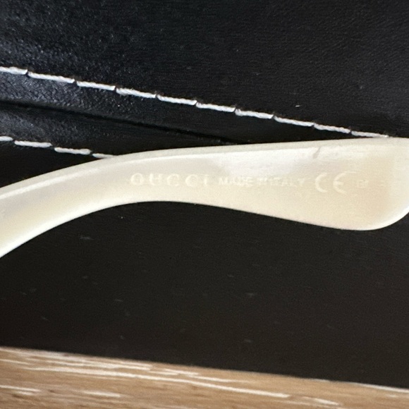 Gucci Star Studded Square Frame Sunglasses with patterned lenses Ivory - Picture 10 of 12